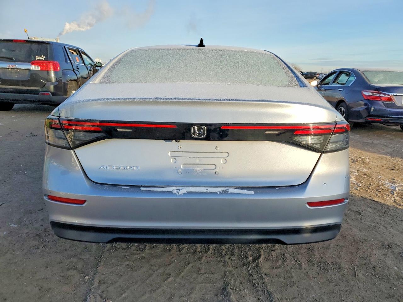 2025 HONDA ACCORD SE photo 11