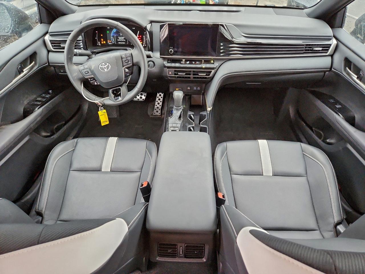 2025 TOYOTA CAMRY XSE photo 15