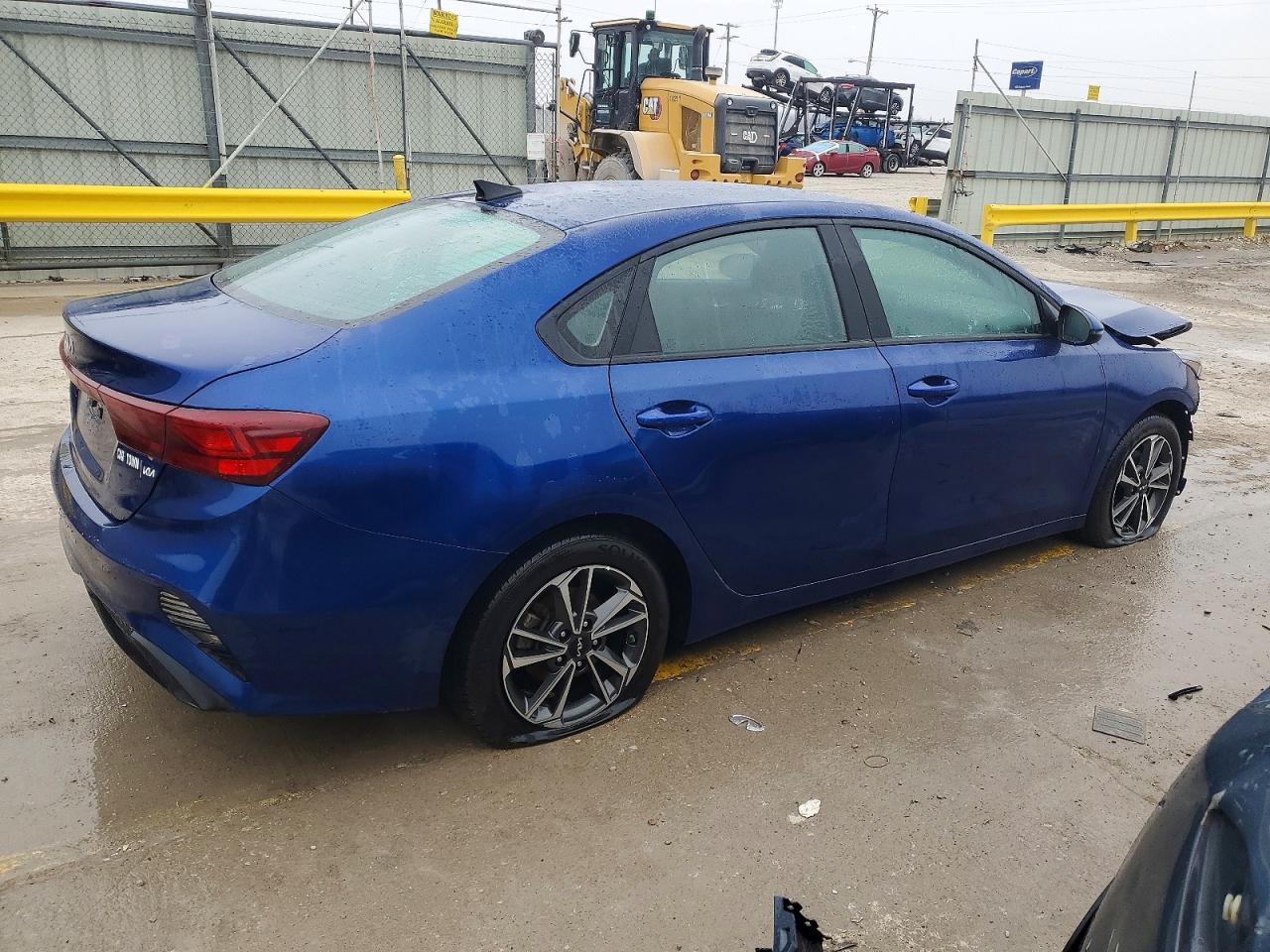 2023 KIA FORTE LXS photo 5