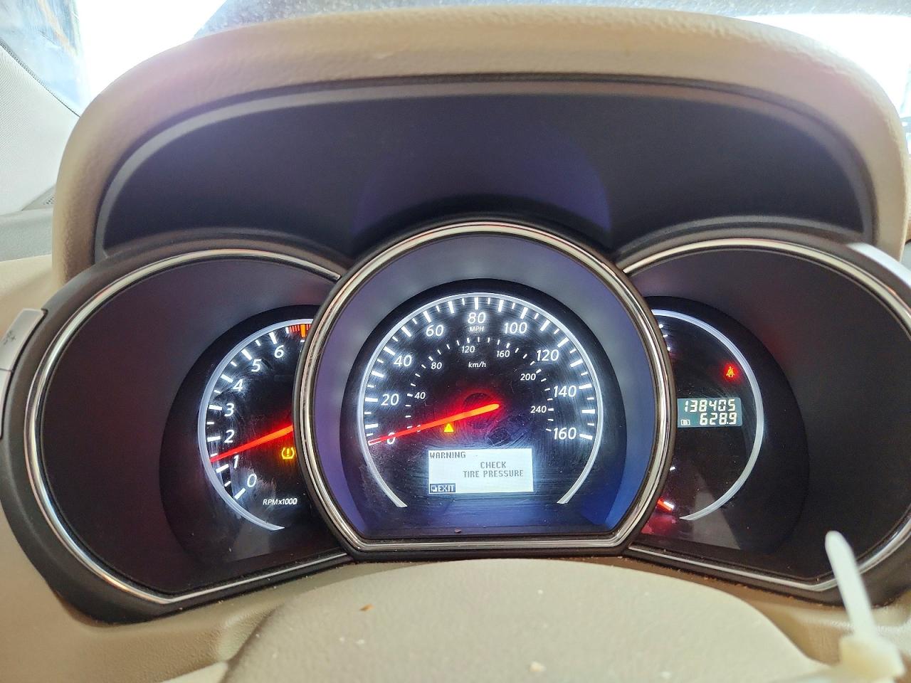 2014 NISSAN MURANO S photo 9
