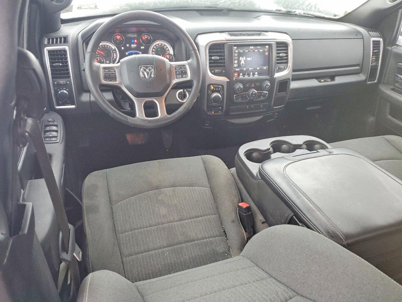 2021 RAM 1500 CLASSIC SLT photo 15