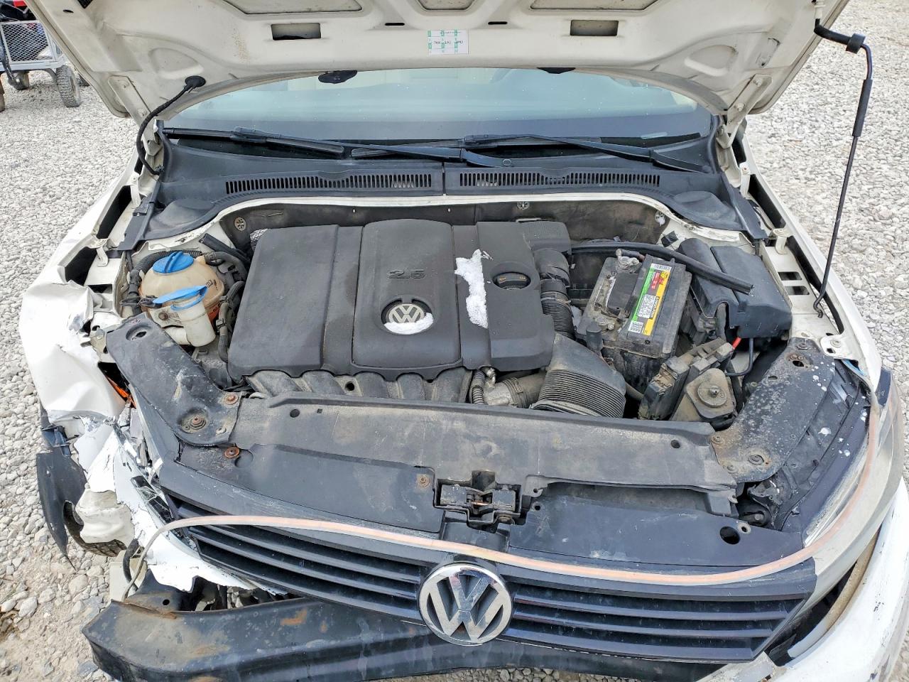 2011 VOLKSWAGEN JETTA SE photo 21