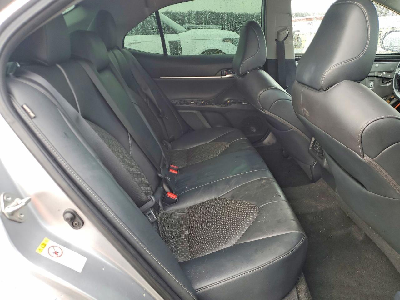 2019 TOYOTA CAMRY XSE photo 19
