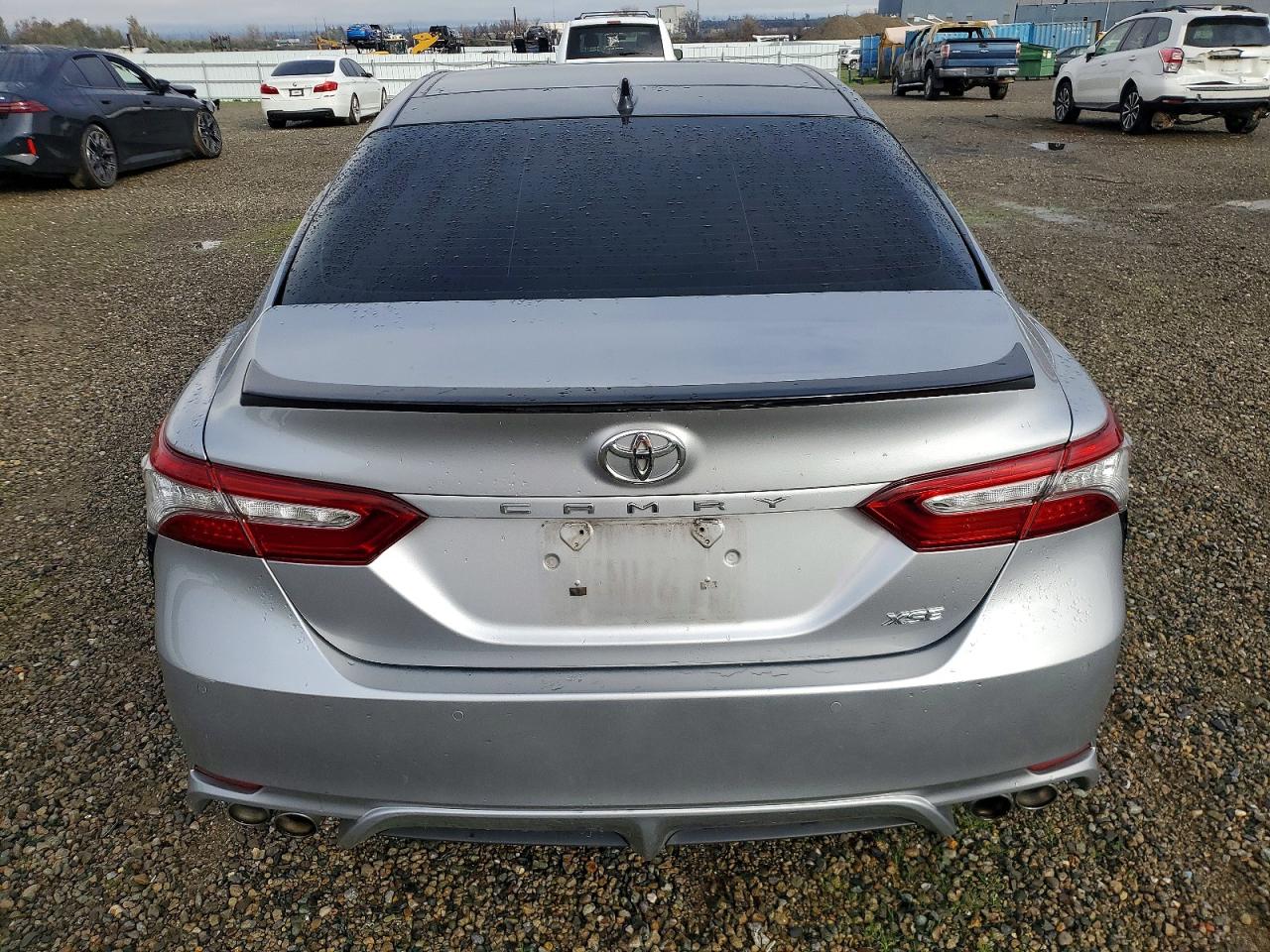 2019 TOYOTA CAMRY XSE photo 11