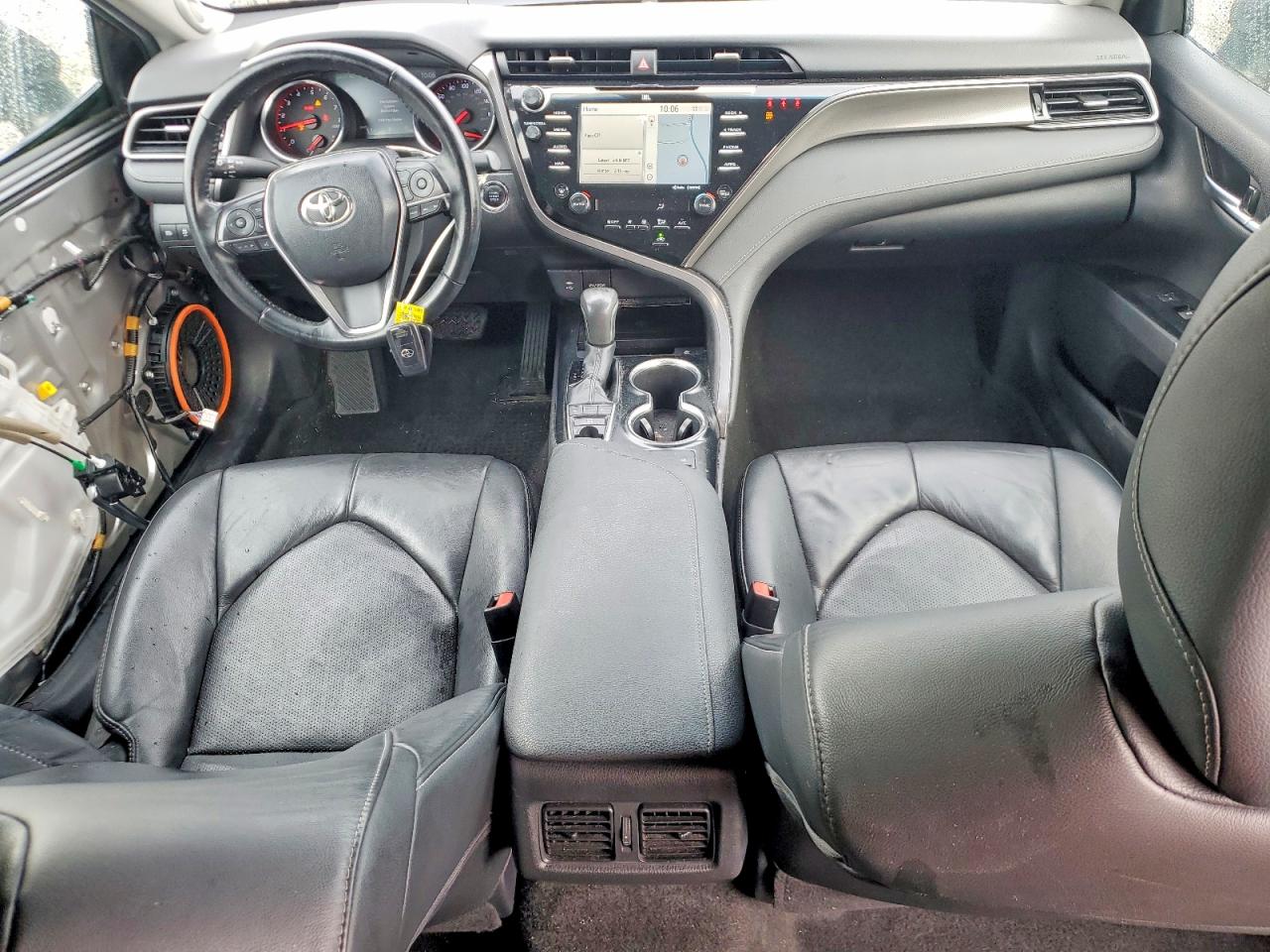2019 TOYOTA CAMRY XSE photo 15