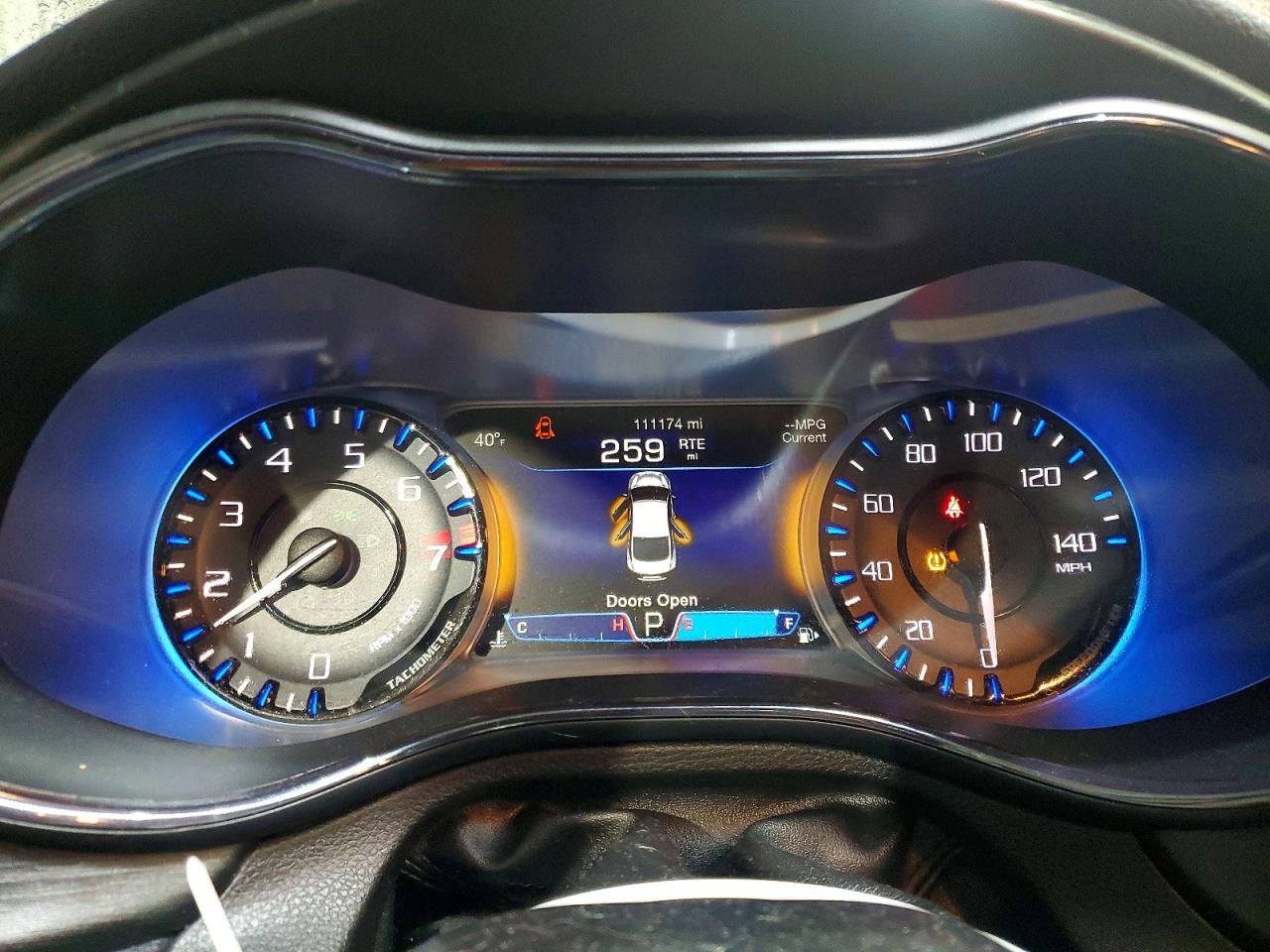 2015 CHRYSLER 200 S photo 9