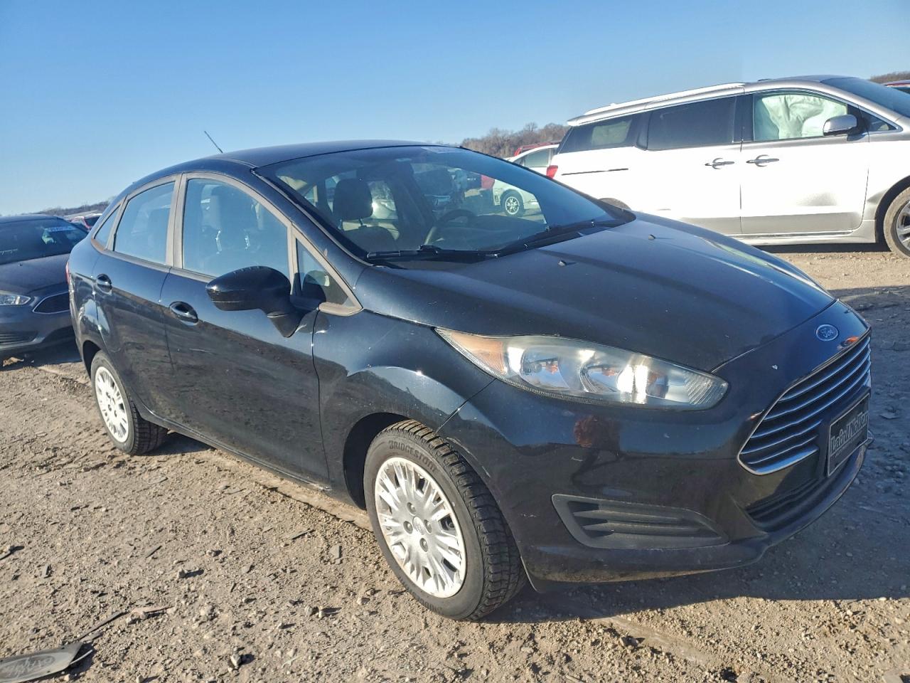 2016 FORD FIESTA S photo 4
