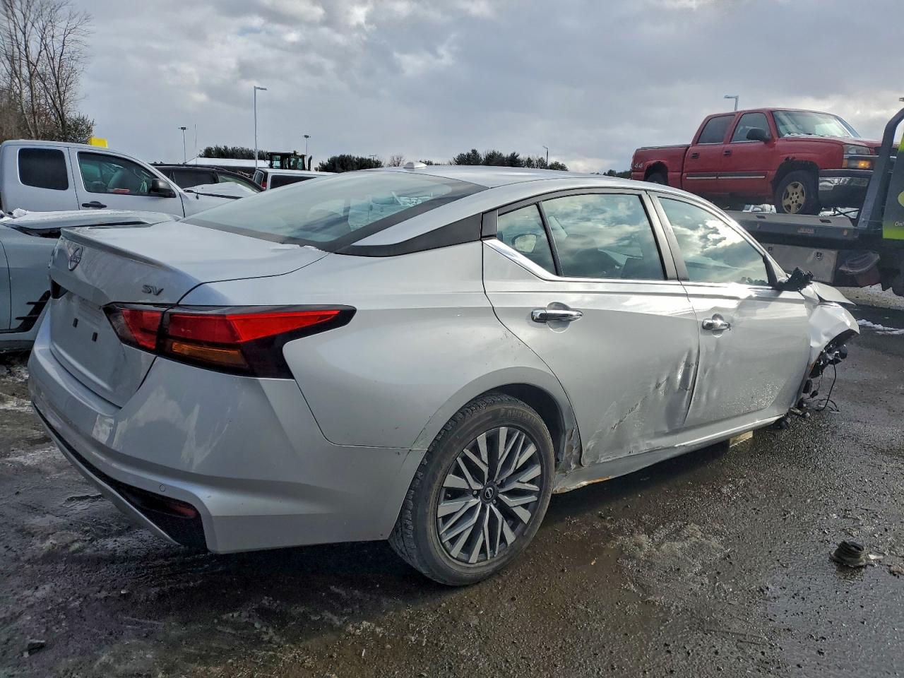 2024 NISSAN ALTIMA SV photo 3