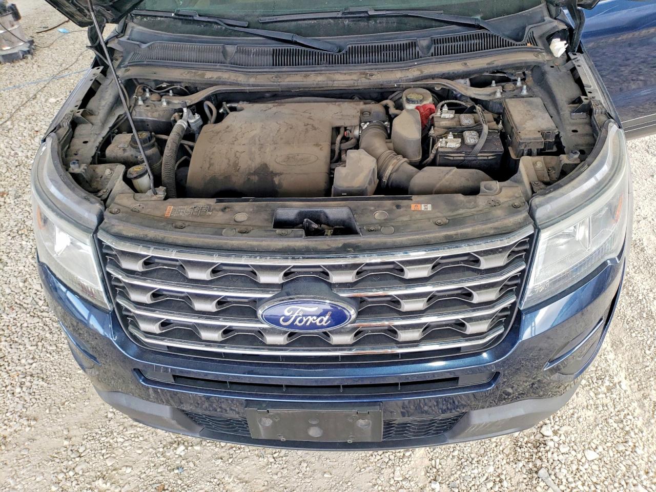 2017 FORD EXPLORER photo 12
