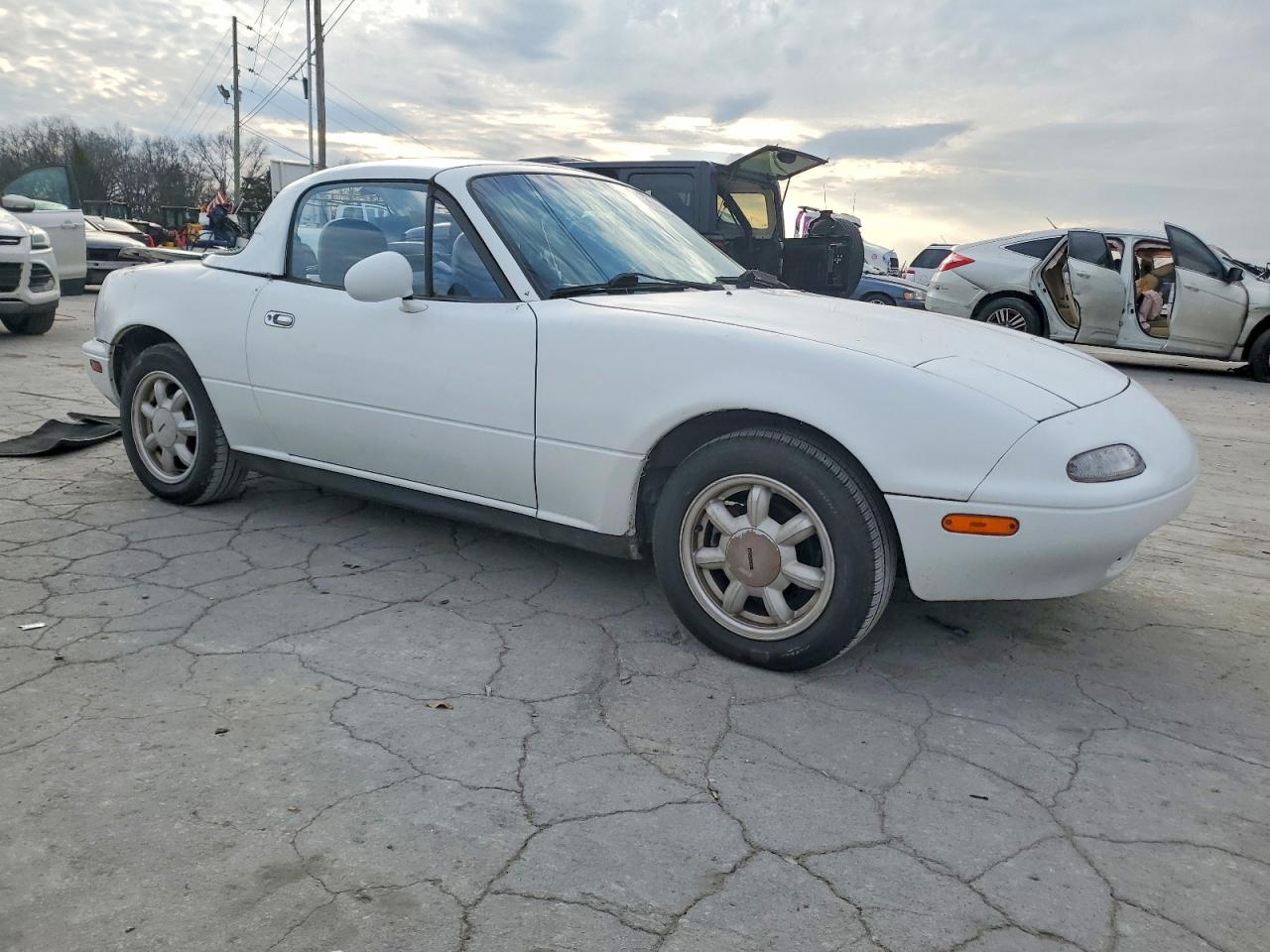 1992 MAZDA MX-5 MIATA photo 4