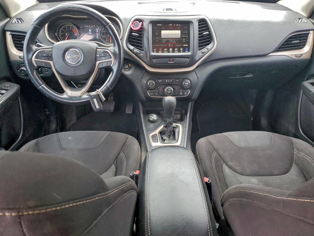 2016 JEEP CHEROKEE LATITUDE photo 8