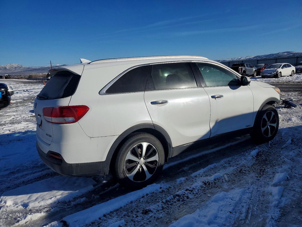 2016 KIA SORENTO EX photo 3