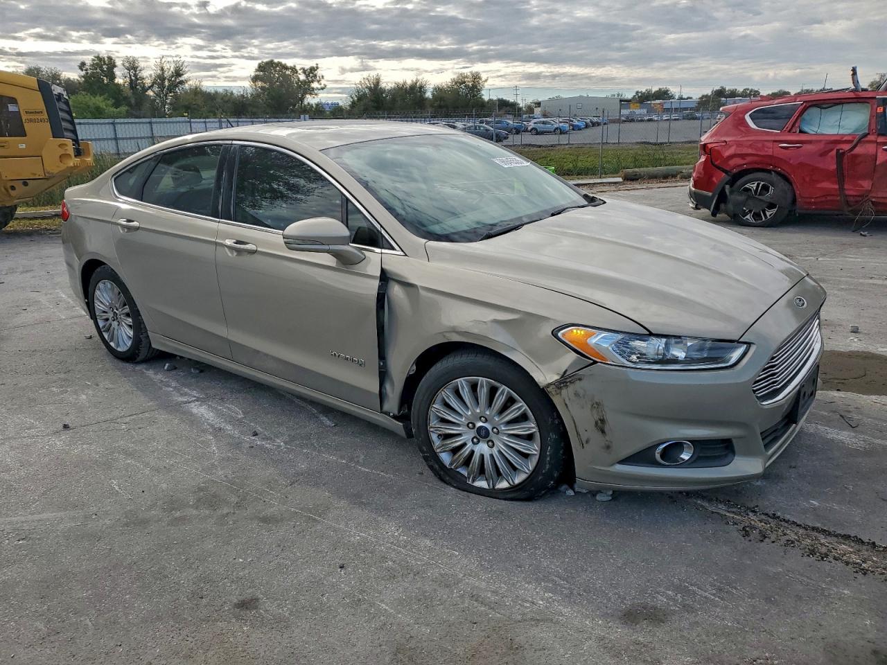 2015 FORD FUSION SE HYBRID photo 4