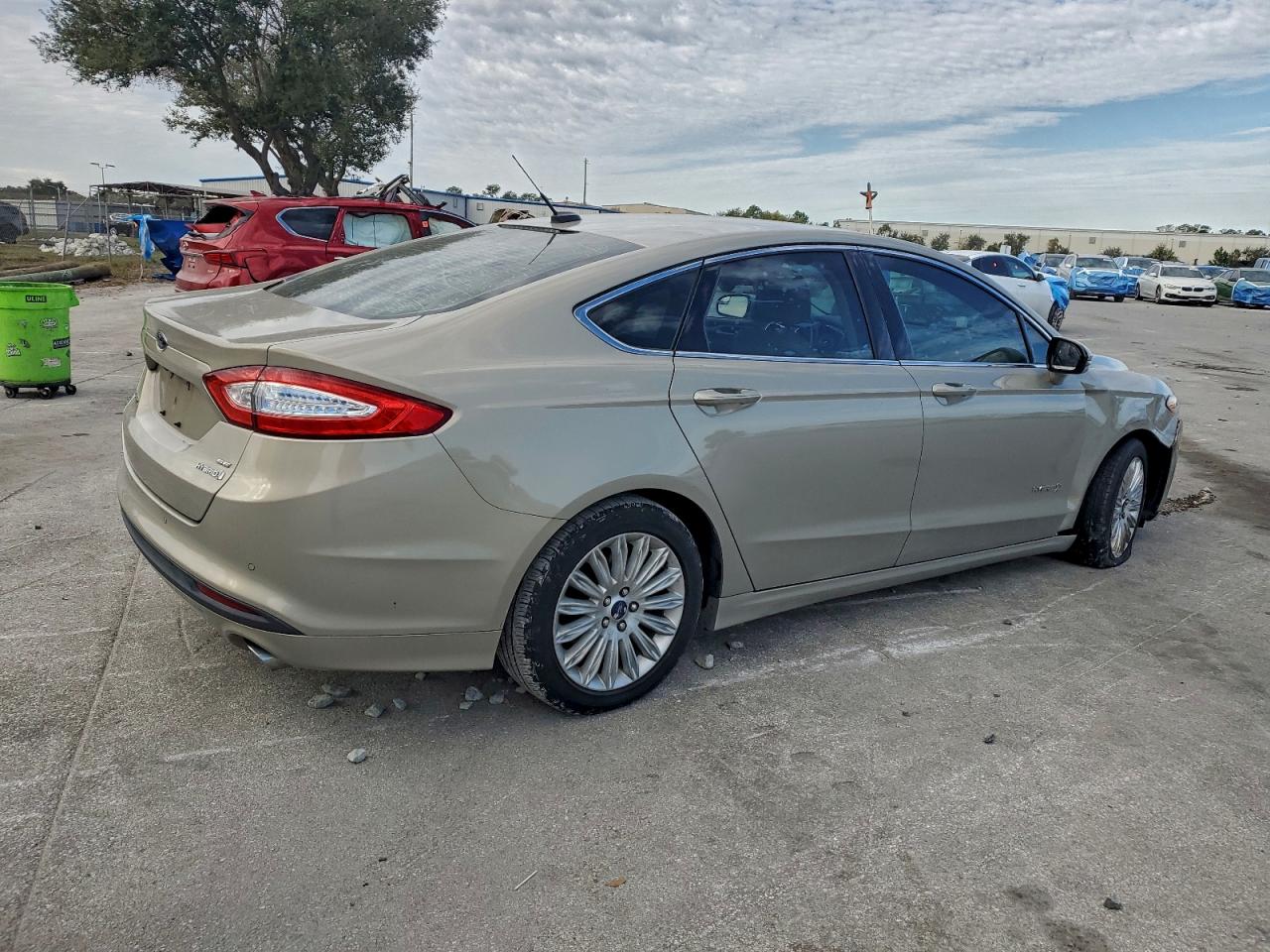 2015 FORD FUSION SE HYBRID photo 3