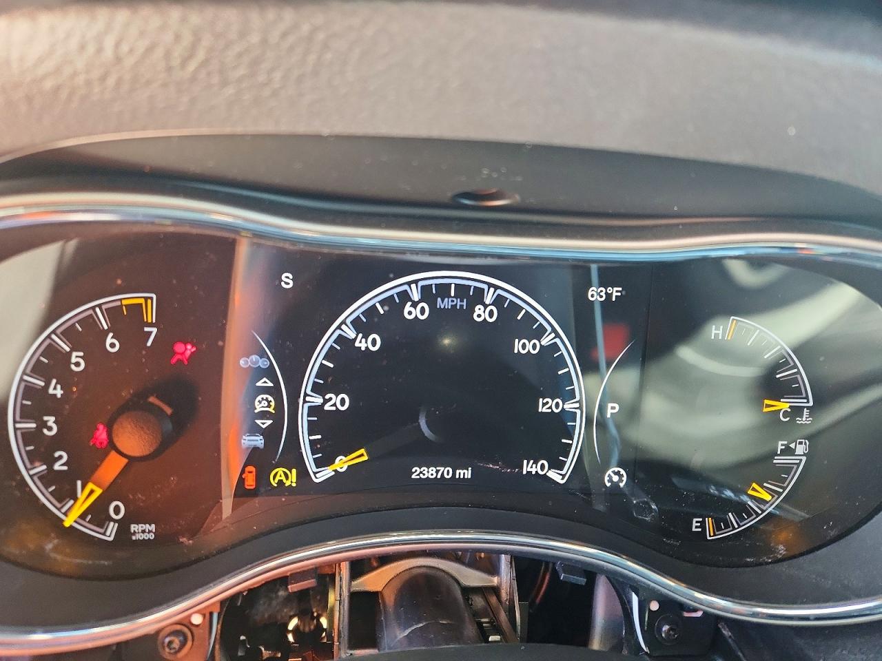 2019 JEEP GRAND CHEROKEE LAREDO photo 17