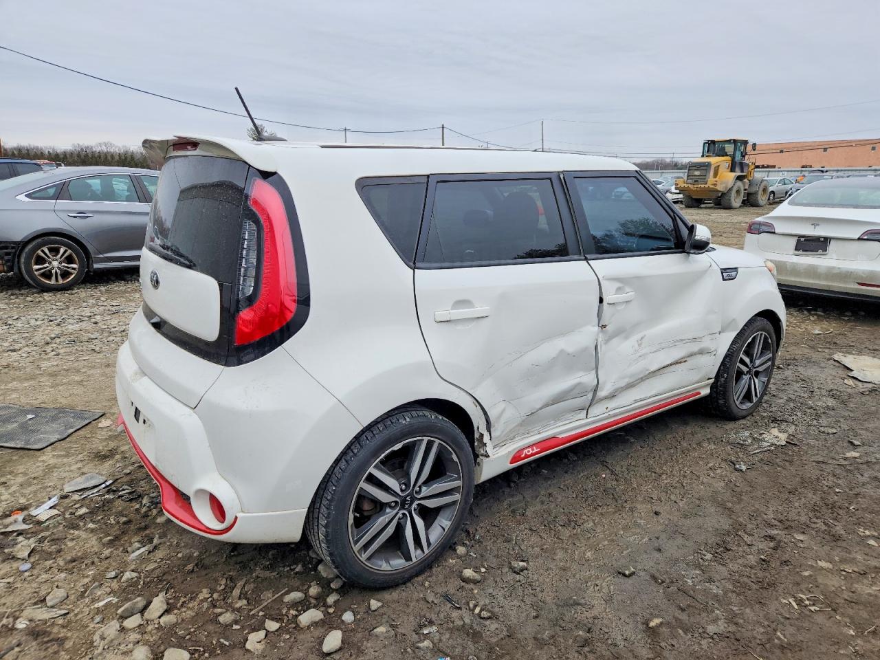 2014 KIA SOUL + photo 3