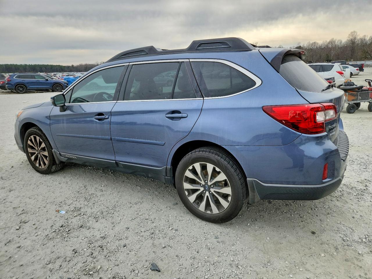 2015 SUBARU OUTBACK 2.5I LIMITED photo 2