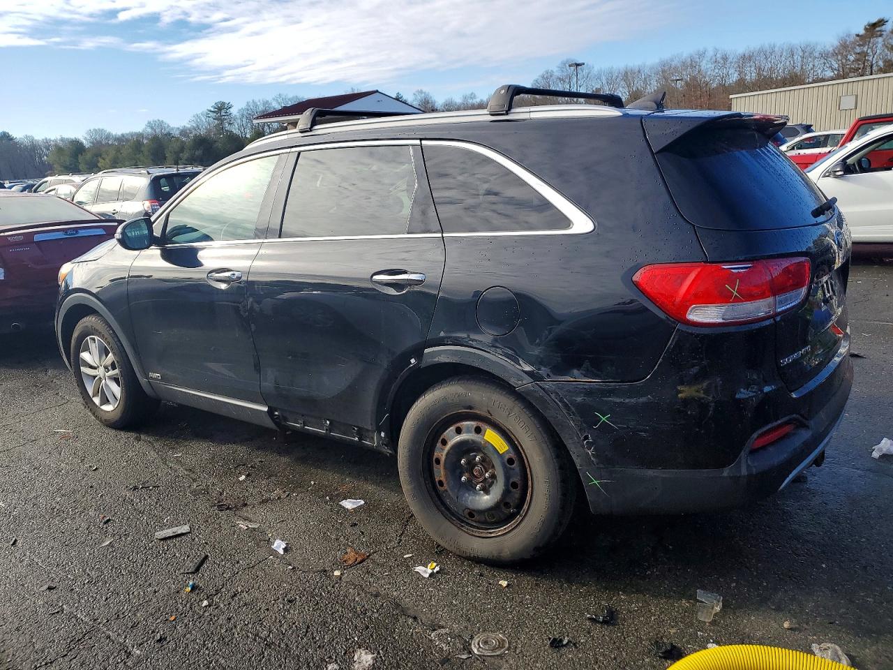 2016 KIA SORENTO LX photo 3