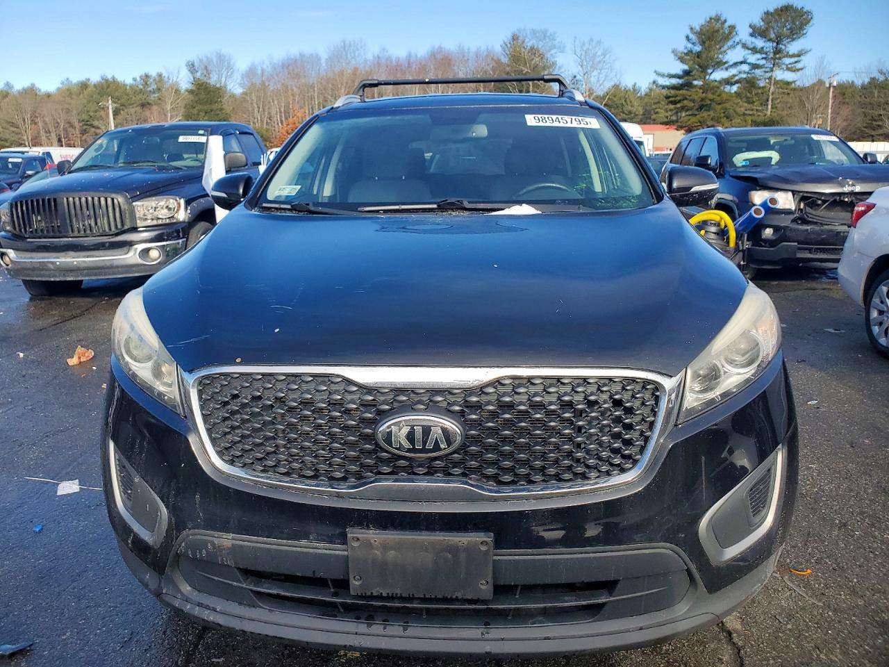 2016 KIA SORENTO LX photo 9