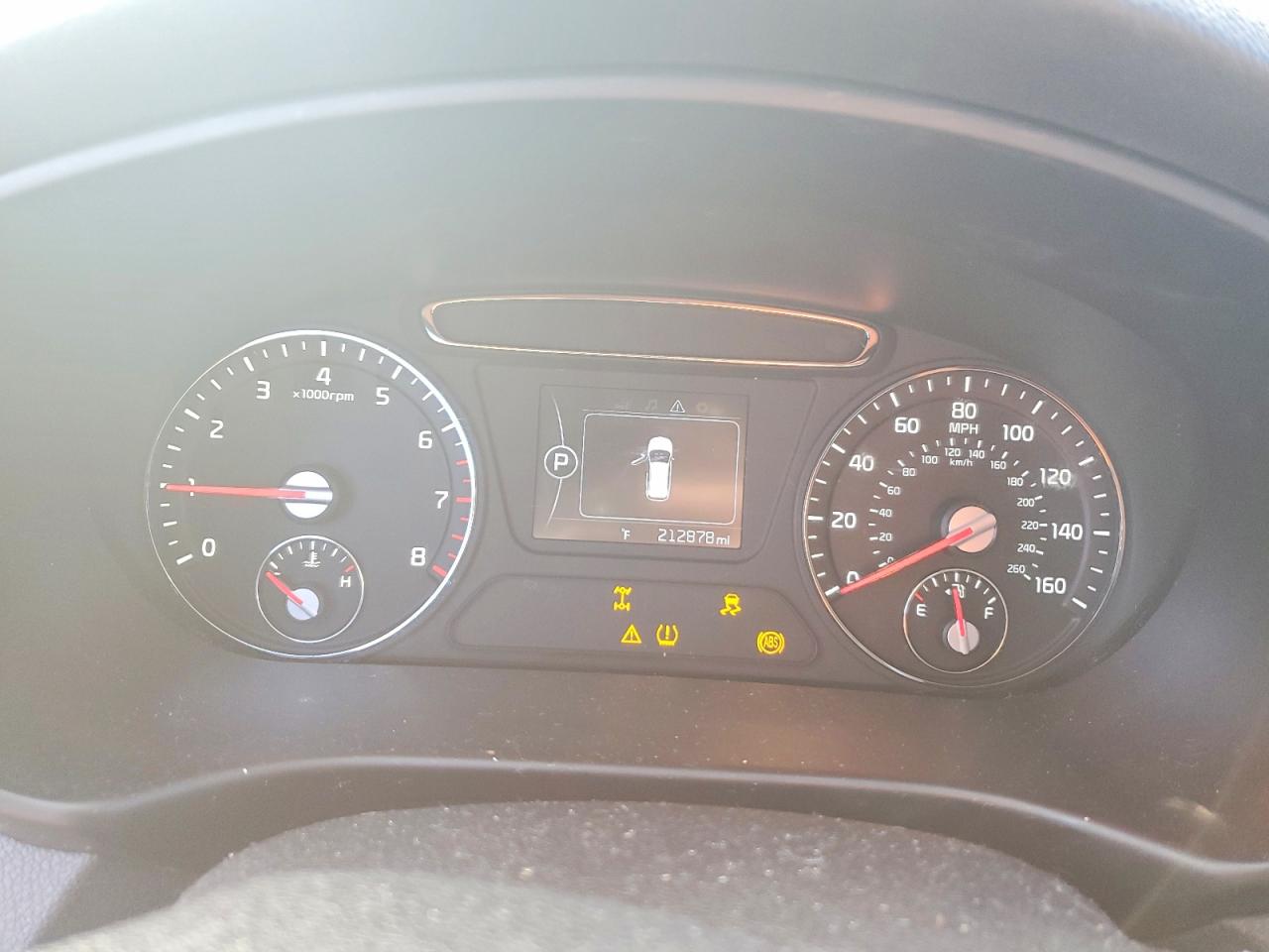 2016 KIA SORENTO LX photo 17