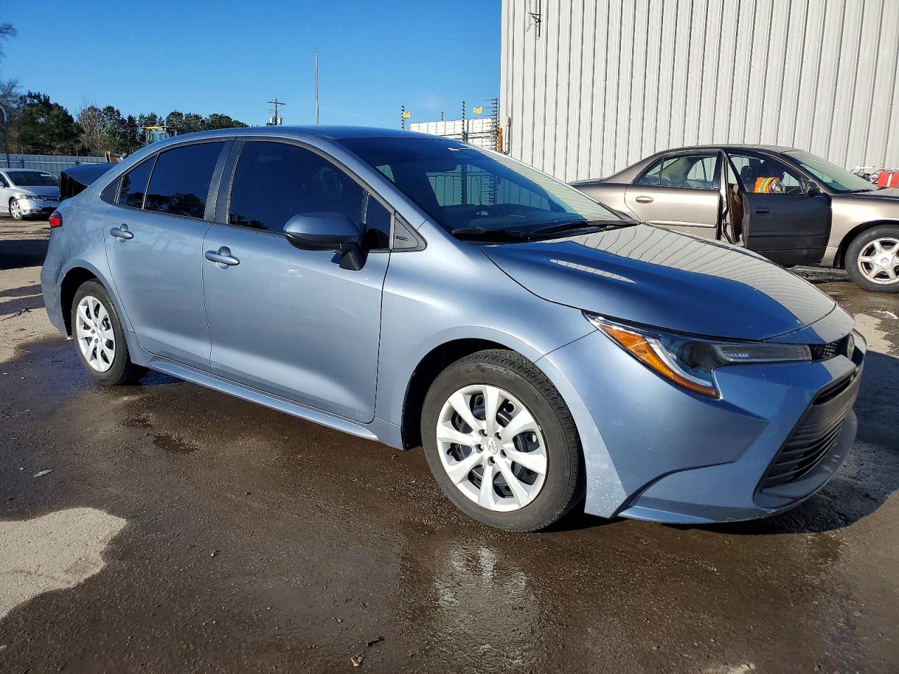 2024 TOYOTA COROLLA LE photo 4
