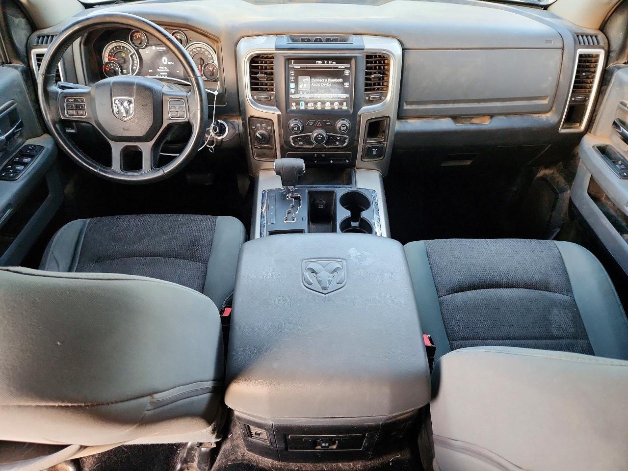 2013 RAM 1500 SLT photo 8