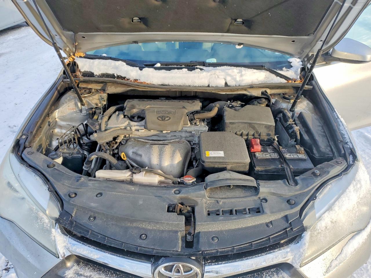 2016 TOYOTA CAMRY LE photo 21