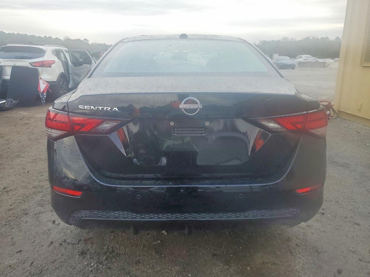 2025 NISSAN SENTRA SV photo 6