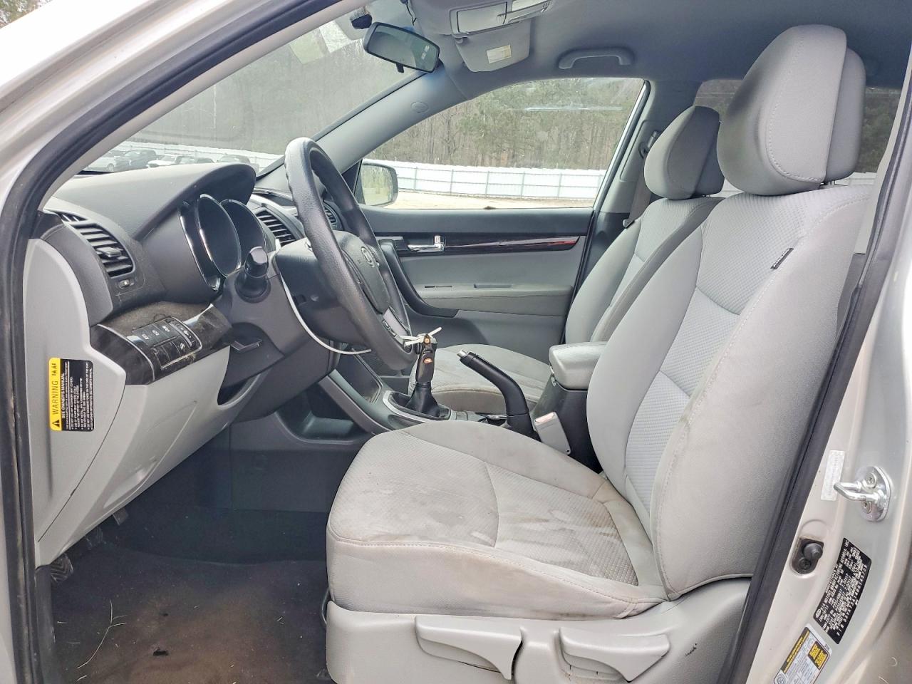 2011 KIA SORENTO BASE photo 7