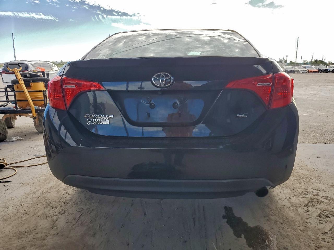 2017 TOYOTA COROLLA L photo 6