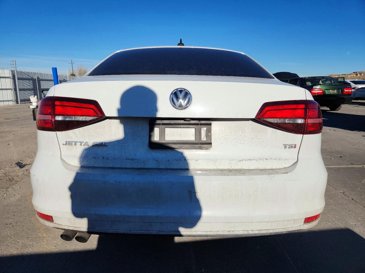 2016 VOLKSWAGEN JETTA photo 6