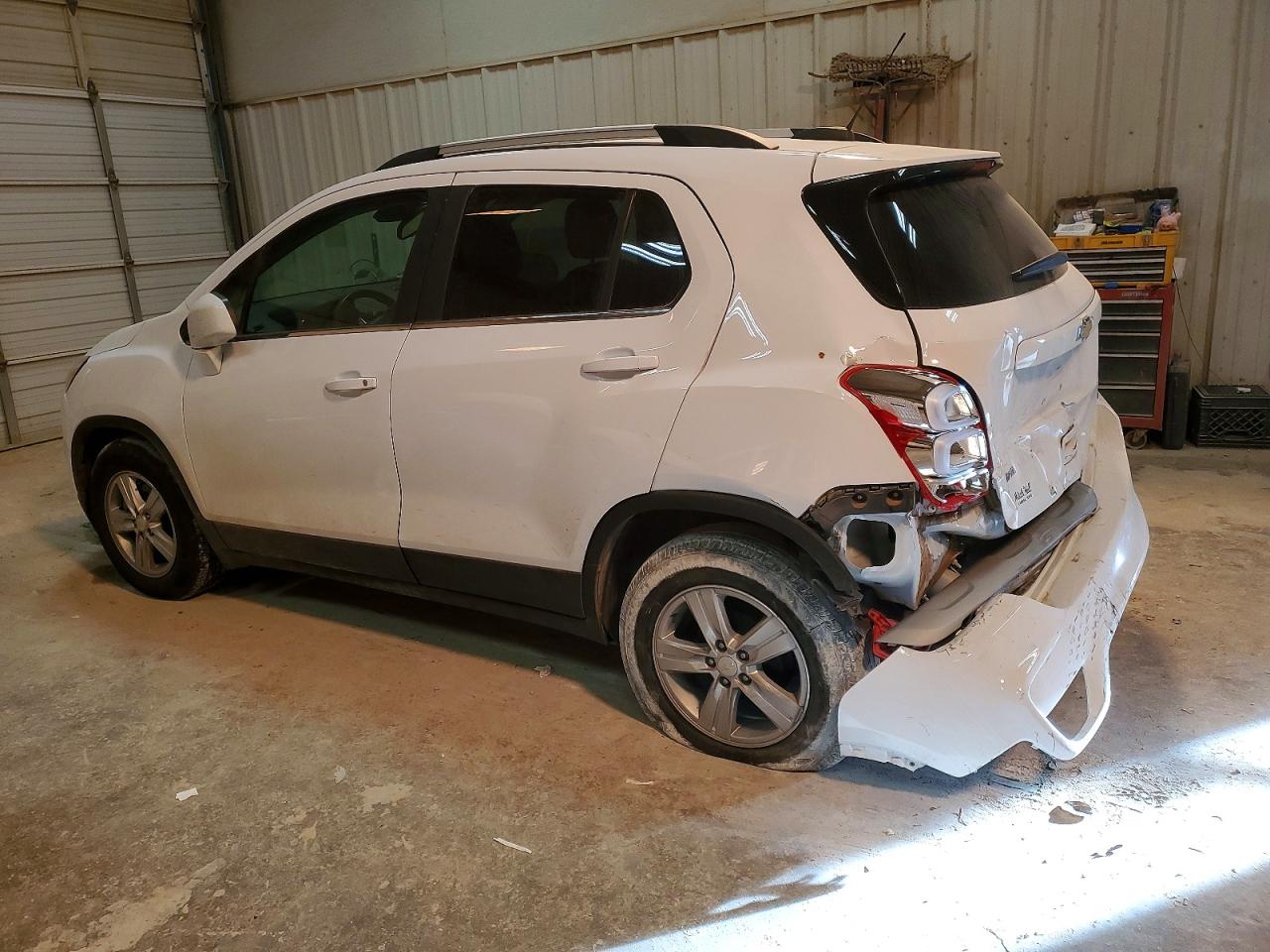 2020 CHEVROLET TRAX 1LT photo 2