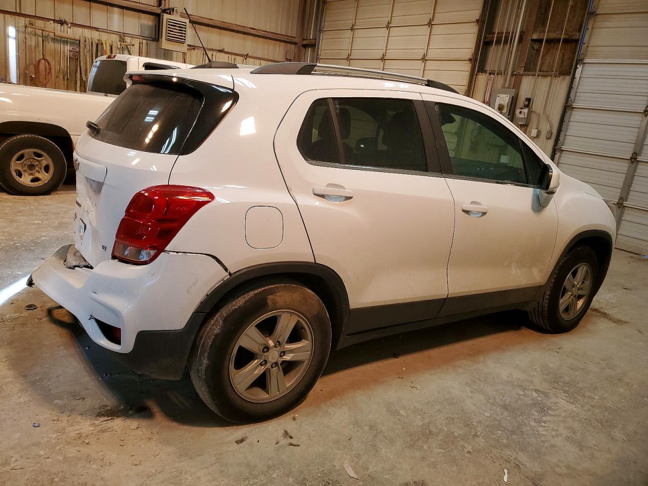2020 CHEVROLET TRAX 1LT photo 3