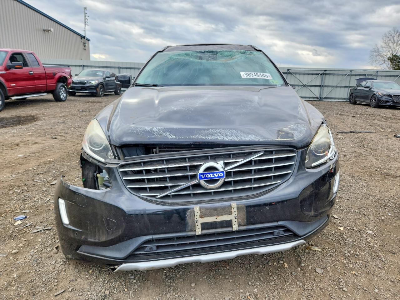 2017 VOLVO XC60 T5 INSCRIPTION photo 5