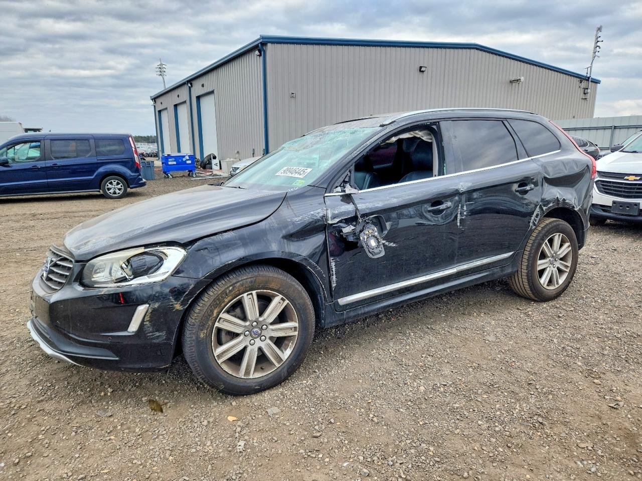 2017 VOLVO XC60