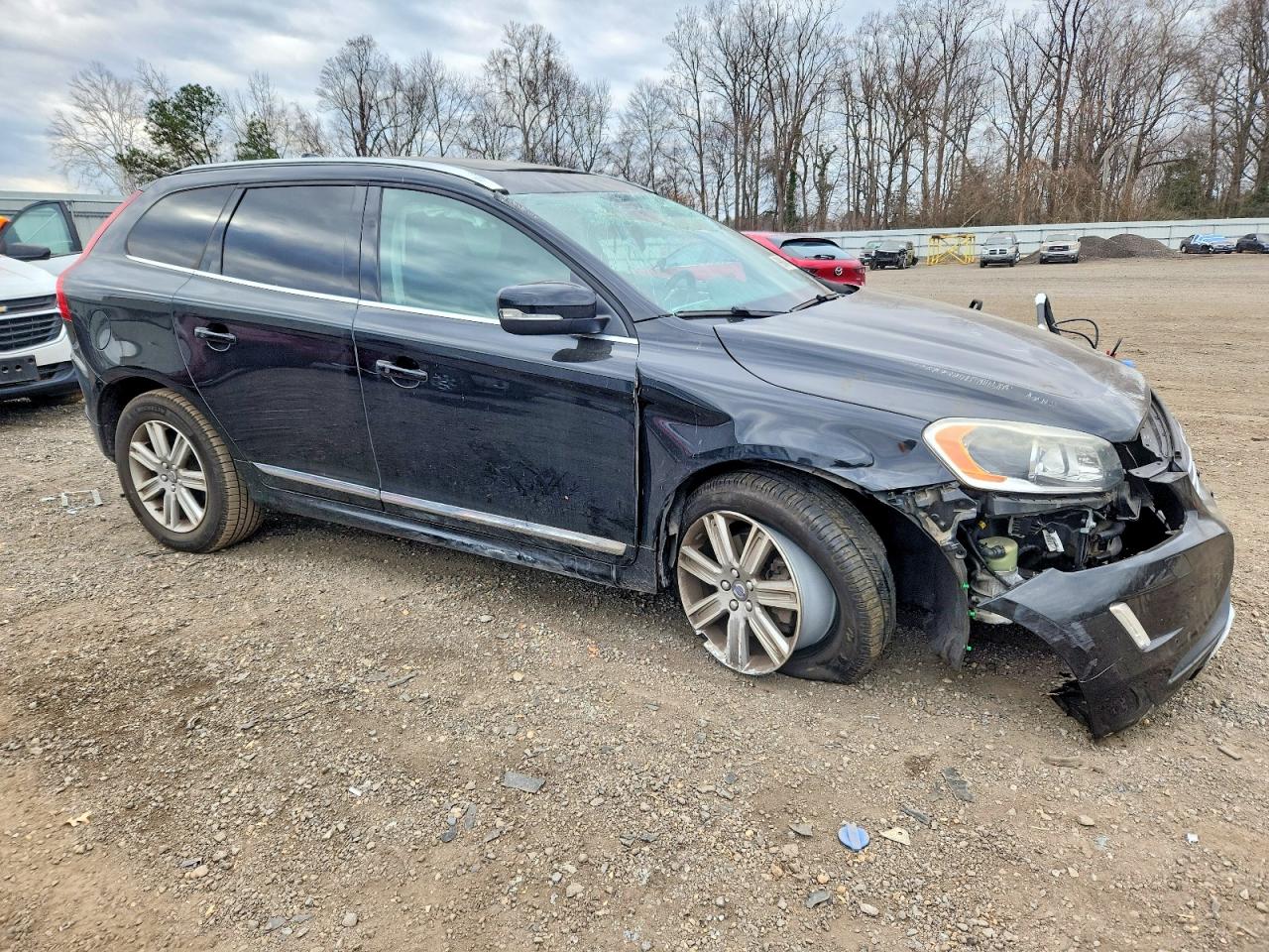 2017 VOLVO XC60 T5 INSCRIPTION photo 4