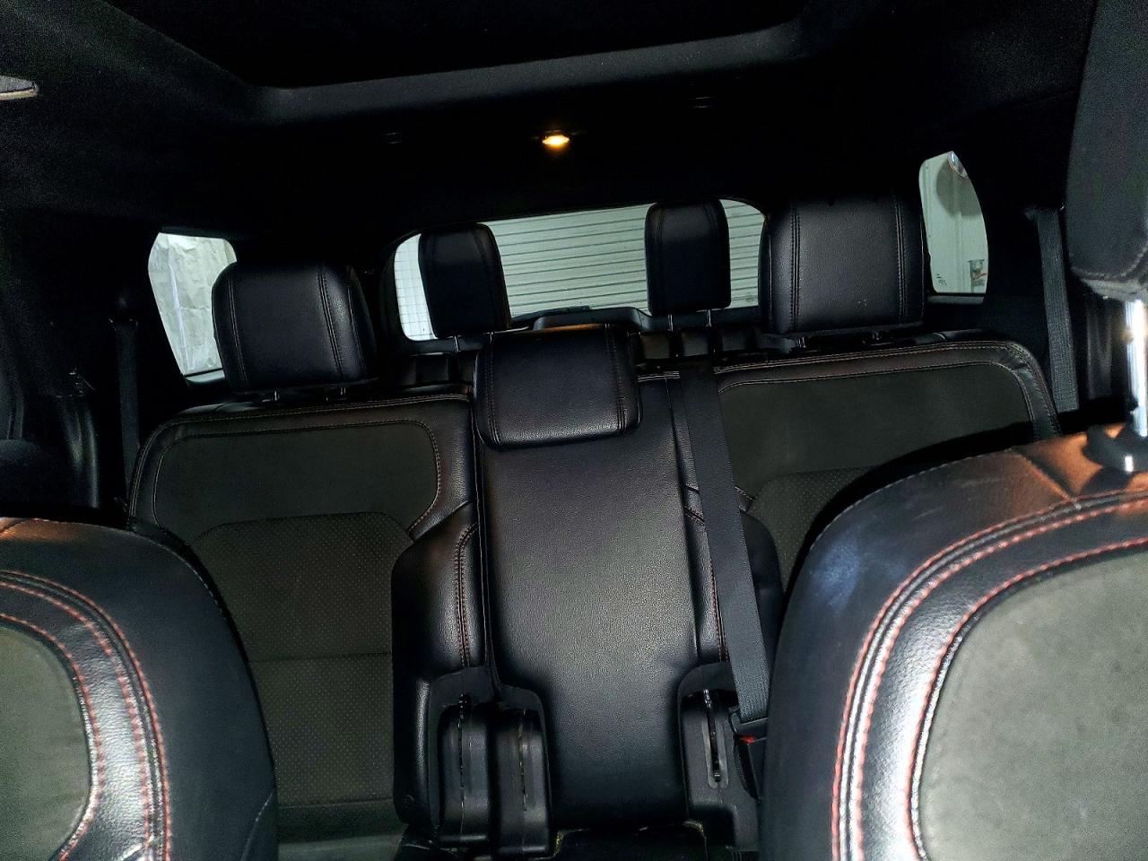 2018 FORD EXPLORER XLT photo 10