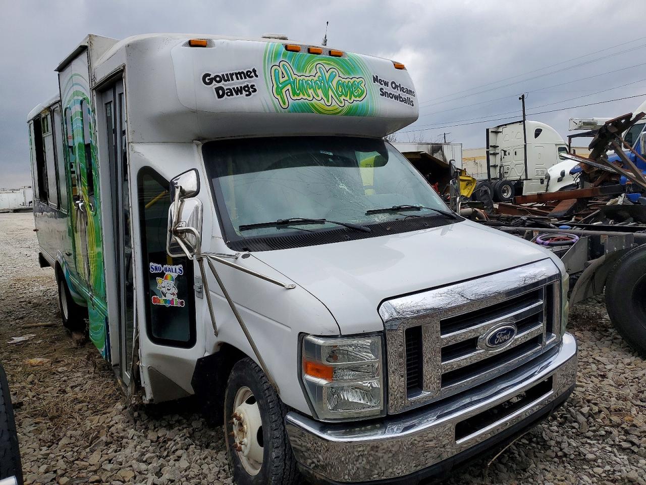 2010 FORD ECONOLINE