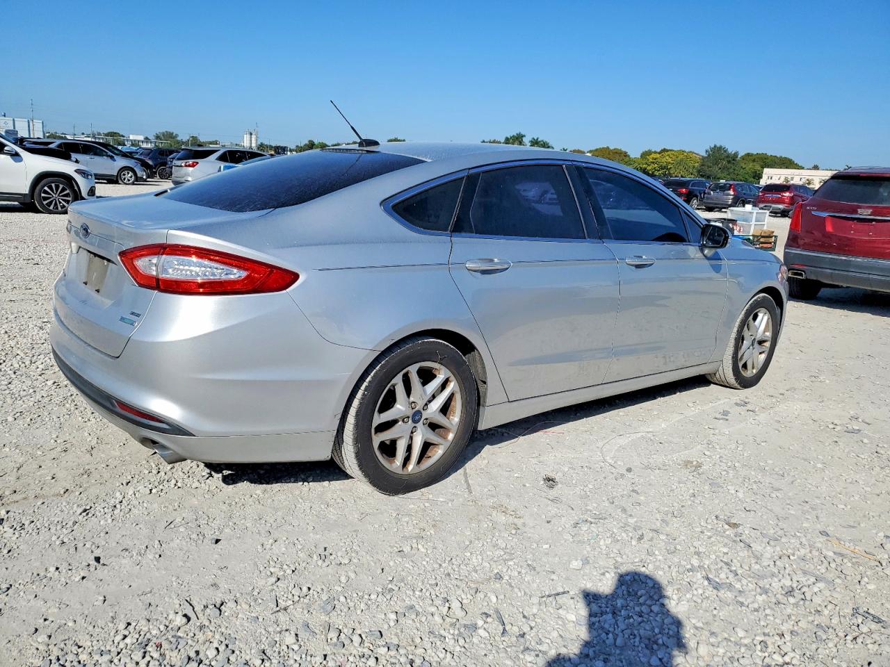 2014 FORD FUSION SE photo 3