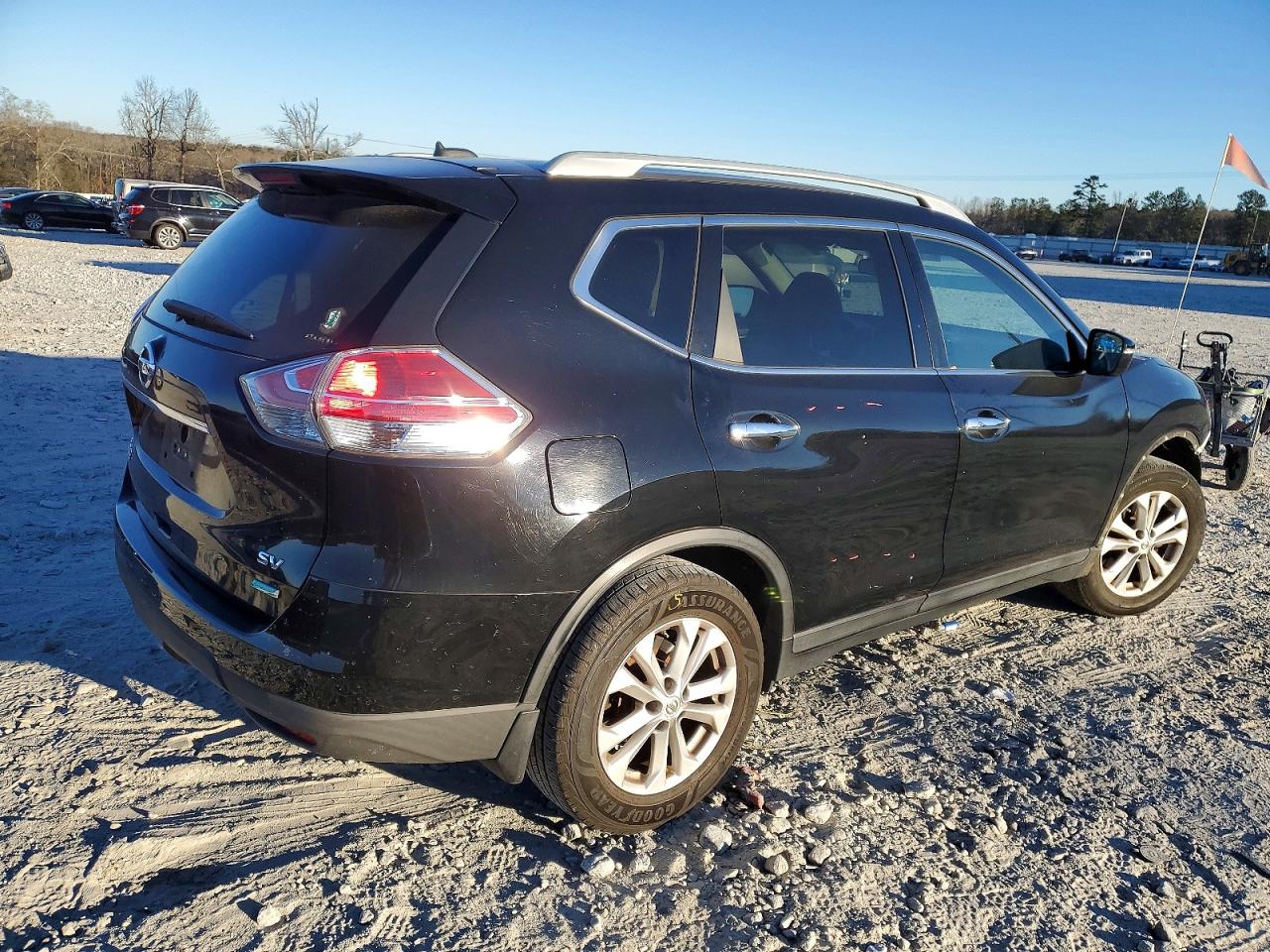 2014 NISSAN ROGUE S photo 5