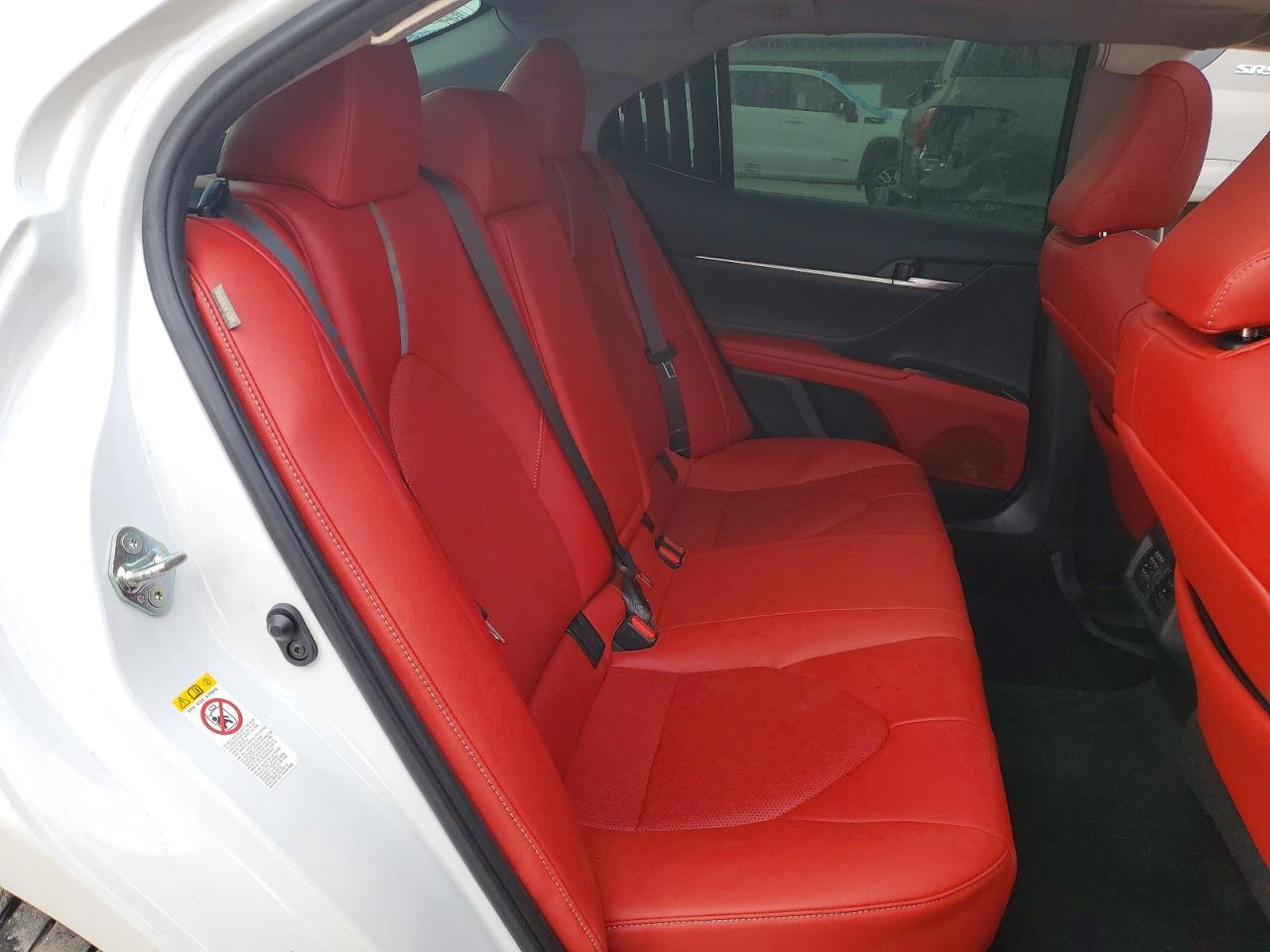 2018 TOYOTA CAMRY XSE photo 10