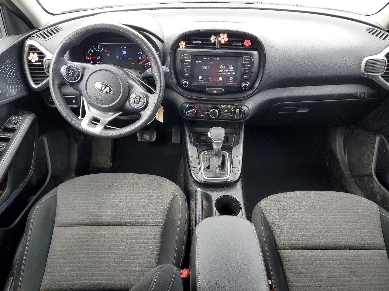2020 KIA SOUL LX photo 8