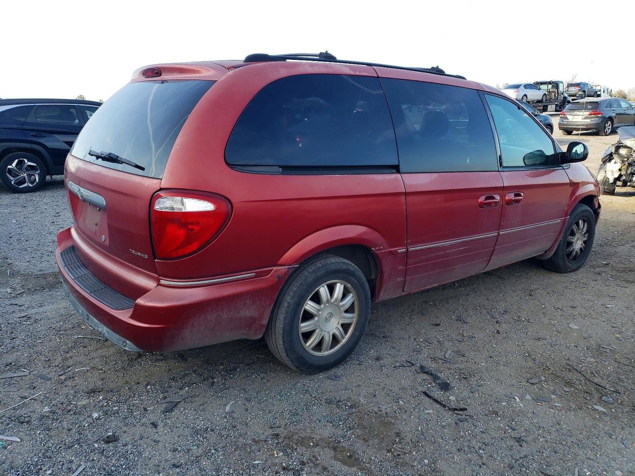 2005 CHRYSLER TOWN & COUNTRY TOURING photo 3