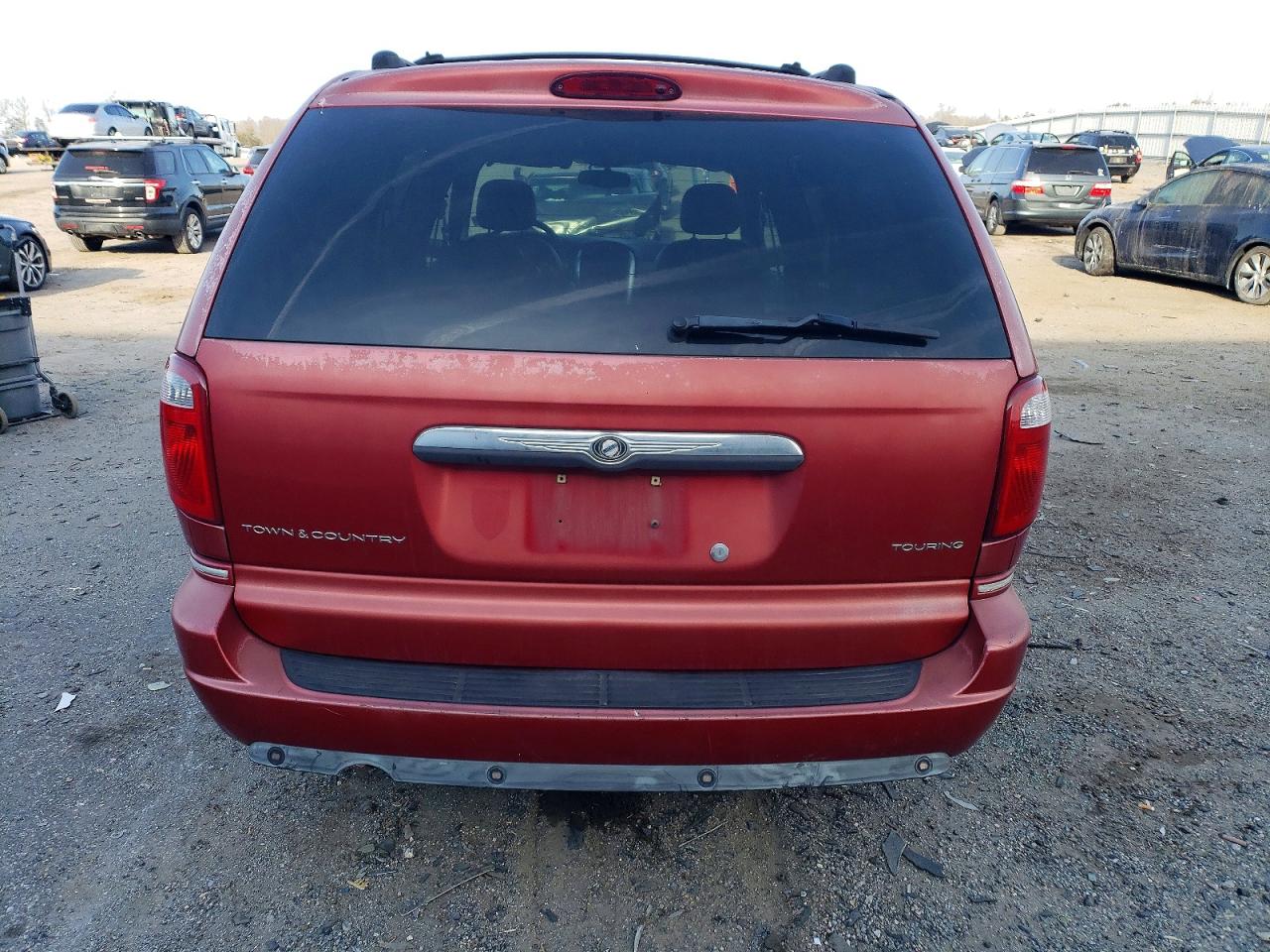 2005 CHRYSLER TOWN & COUNTRY TOURING photo 6