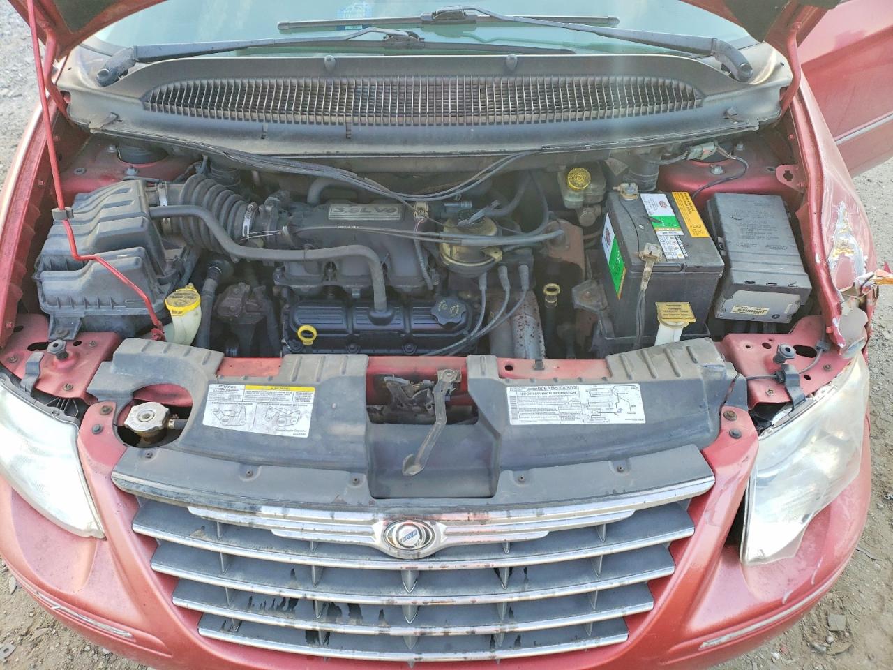 2005 CHRYSLER TOWN & COUNTRY TOURING photo 12