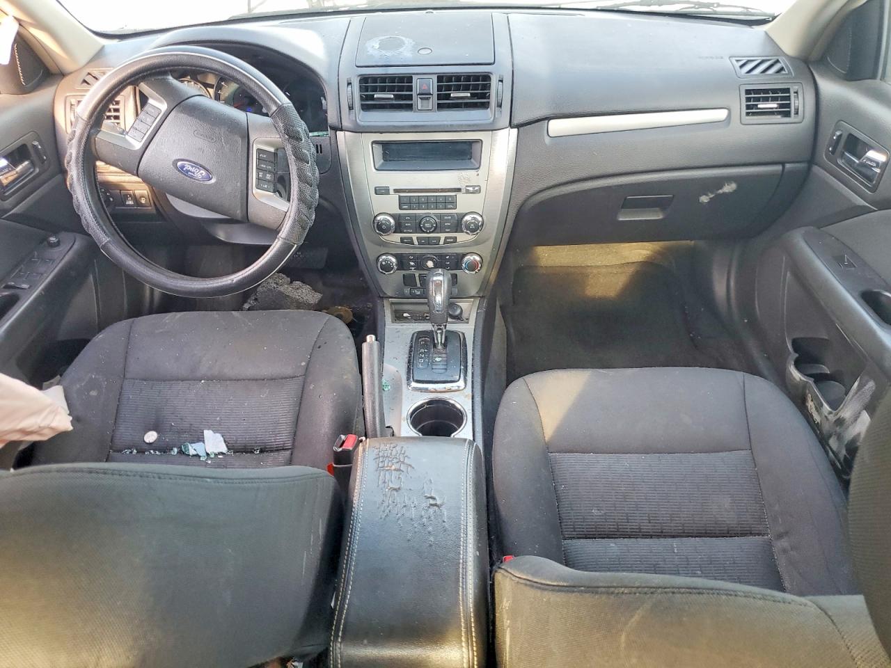 2011 FORD FUSION SE photo 8