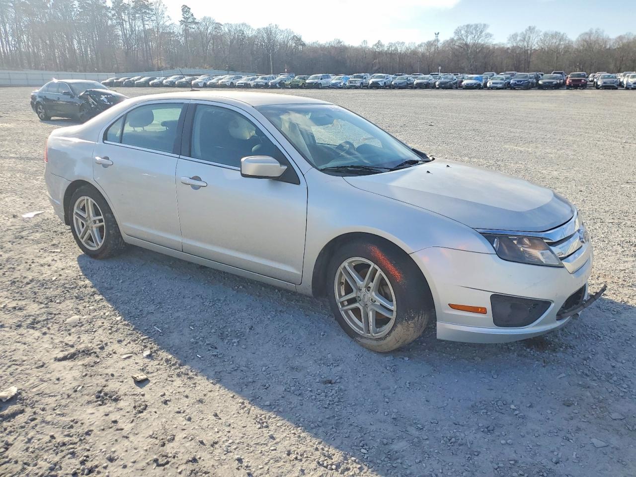 2011 FORD FUSION SE photo 4