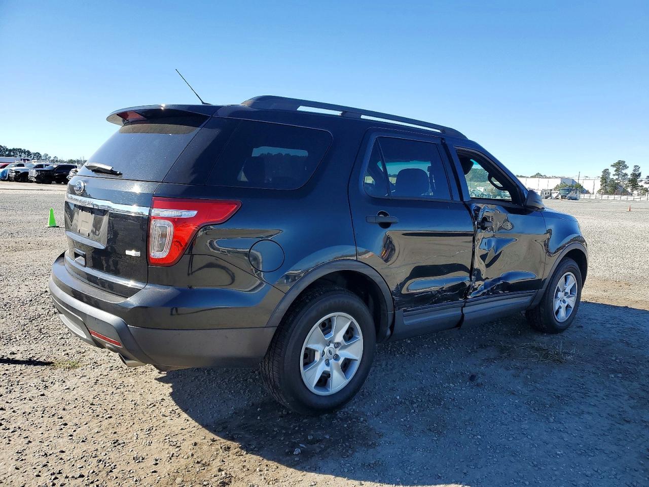 2014 FORD EXPLORER photo 3