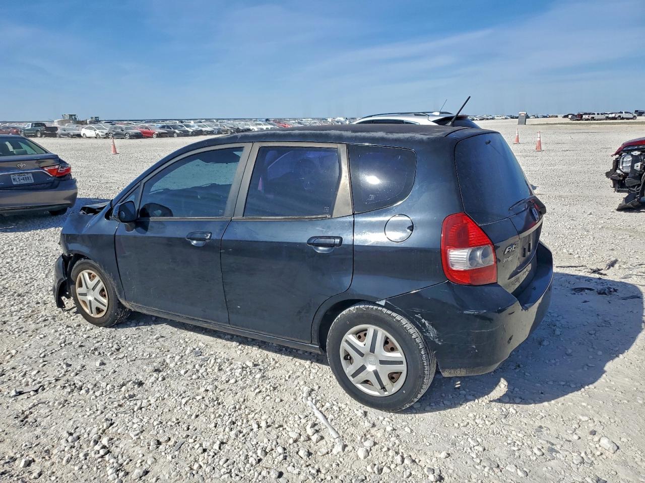 2008 HONDA FIT photo 2