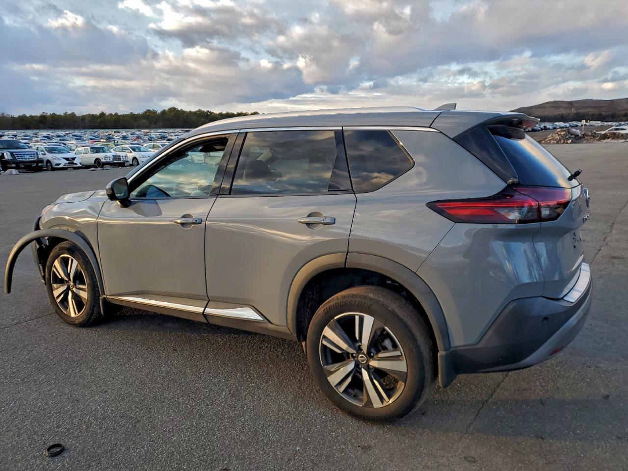 2021 NISSAN ROGUE SL photo 2